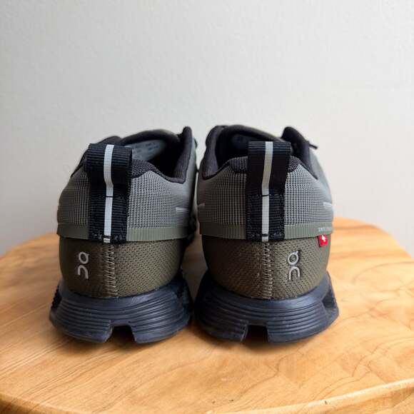 On Cloud 5 Waterproof Women's Running  Sneakers Olive Black Size 7 - Picture 4 of 8